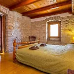 Mala Hiza Villa *